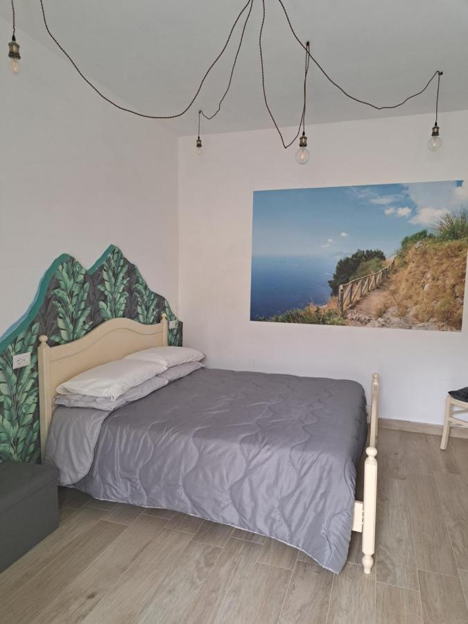 IL CEPPO sui sentieri per Amalfi Bed and Breakfast Pimonte Esterno foto